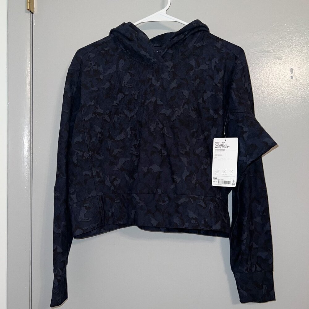 NWT Athleta Printed Farallon Sweatshirt Stratum Camo Navy Size XXS